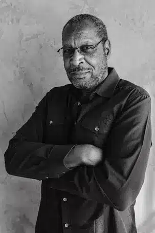 Biografía de Elder Carlos A. Godoy