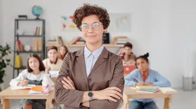 Clases para Adultos y Niños