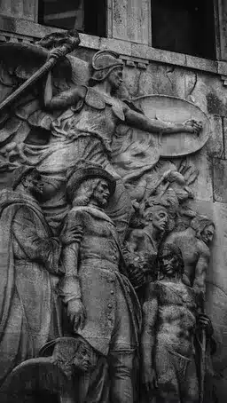Figuras Históricas: Pioneros y Líderes