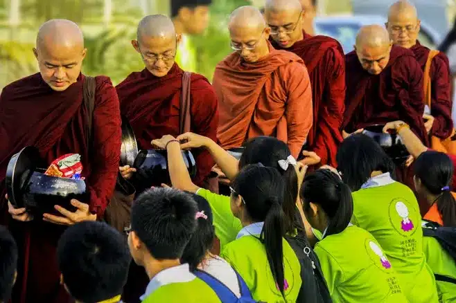 Humildad y Generosidad: Sus Virtudes