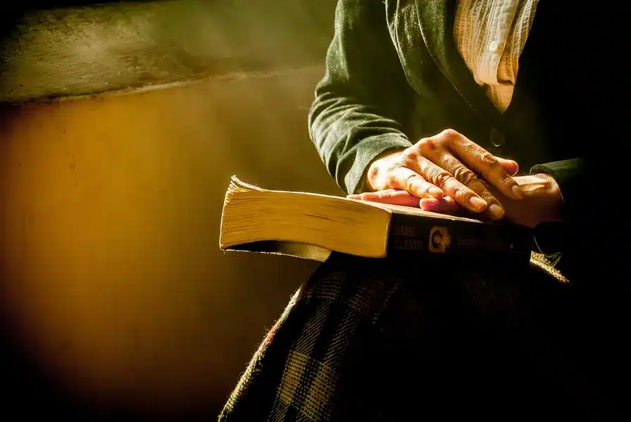 Los libros apócrifos fueron excluidos de la Biblia porque no se consideraron inspirados por Dios